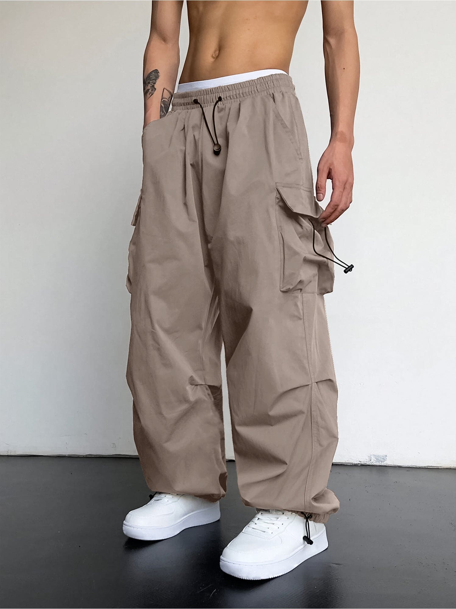 MN24-CARGO-SILVER-MINK-SLD-PARACHUTE_3